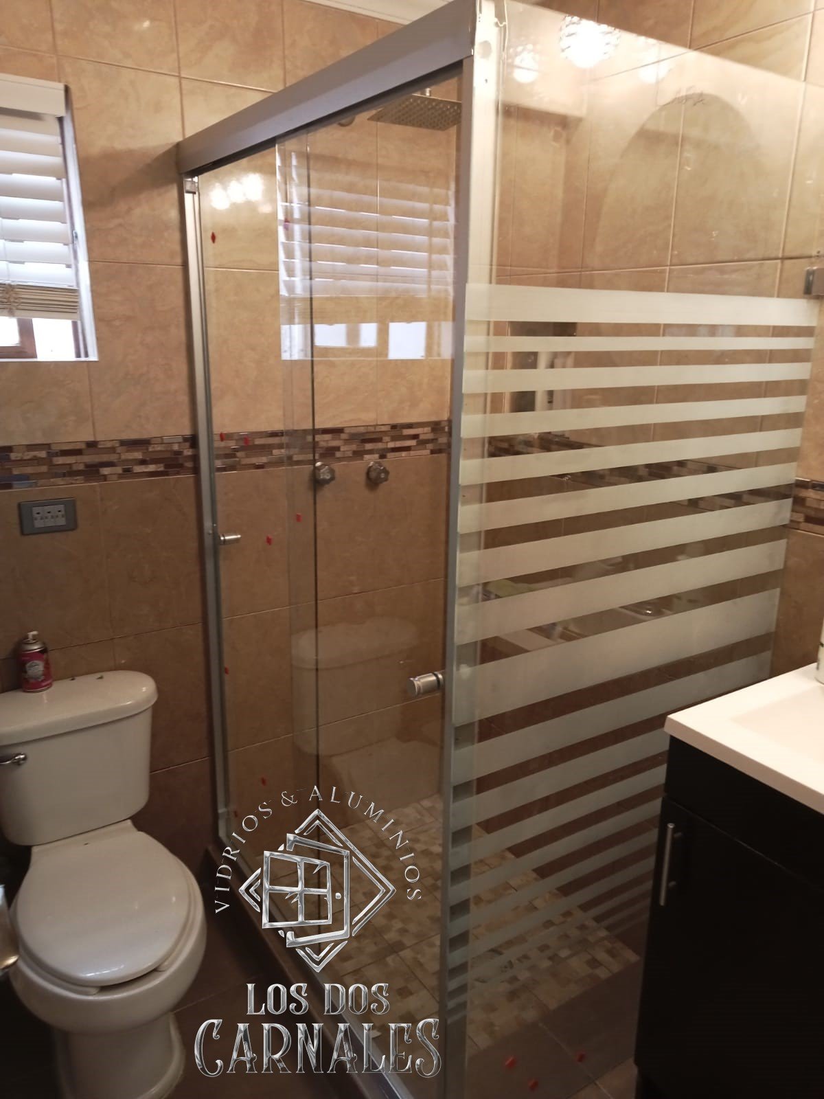 Canceles de Baño en Policarbonato Cristal Templado y Herrajes de Acero Inoxidable Chihuahua